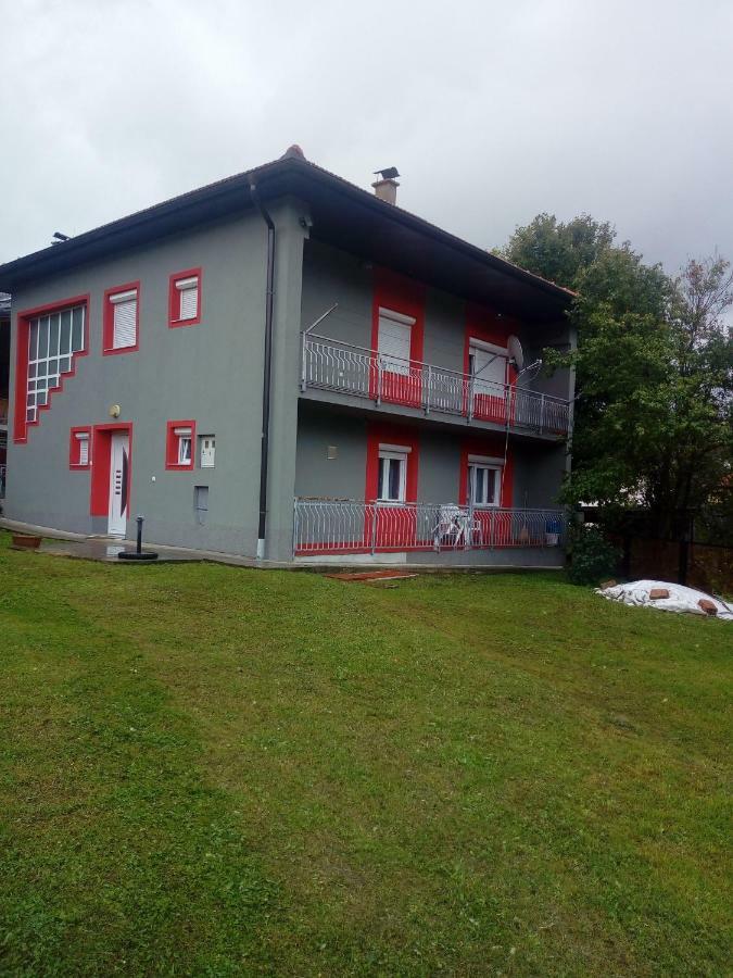 Apartman Nadija Apartamento Jajce Exterior foto